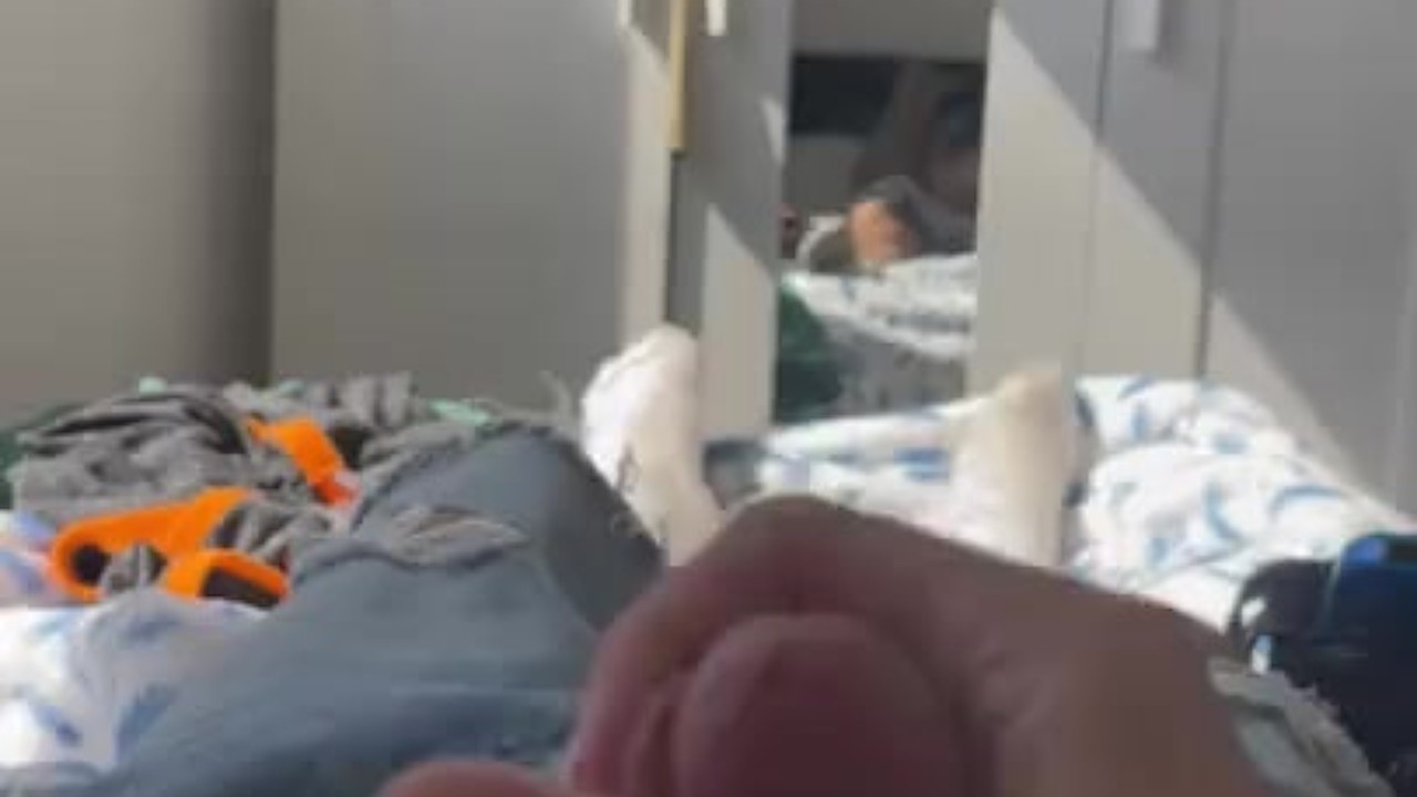 Sweaty Feet & Nuts Worshiped with Oral