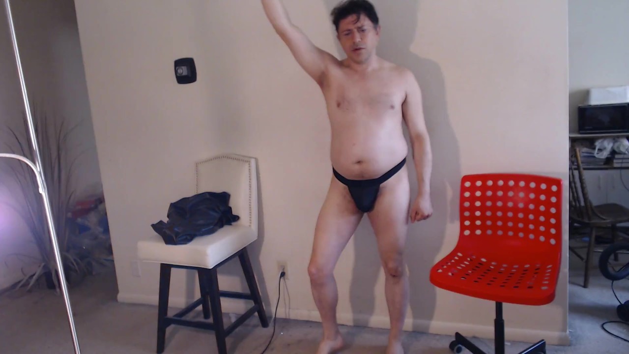 Horny Male Pornstar Maolo Gets Fucked