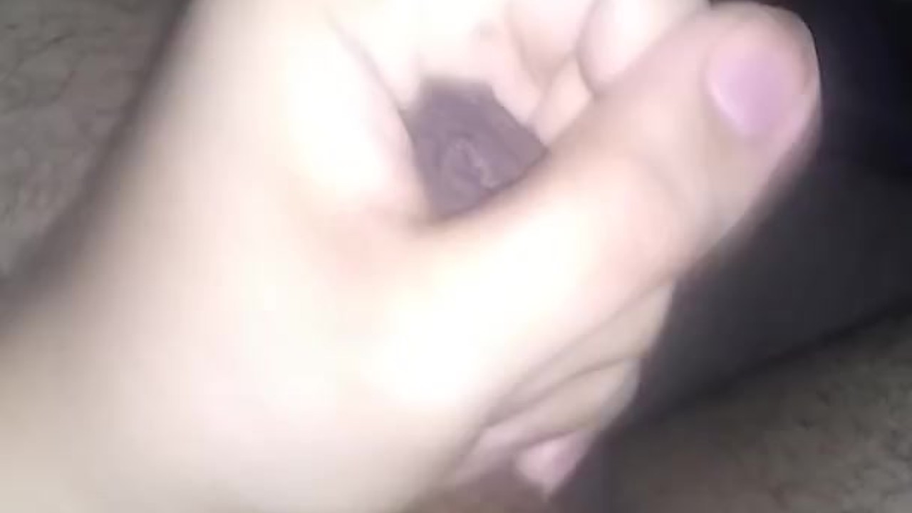Quick Cumshot Action Scene