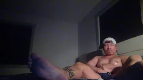 Solo Guy Masturbates with Oil