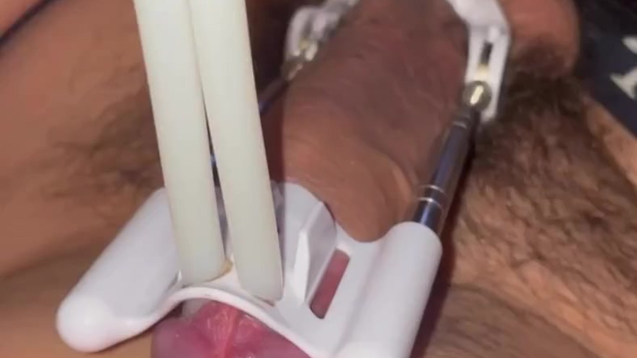 Gay Guy Tries Penis Extender for First Time