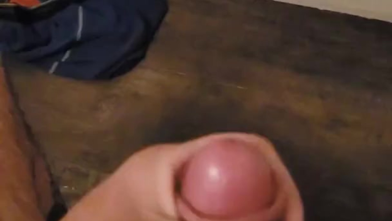 Solo Guy Masturbates to Orgasm