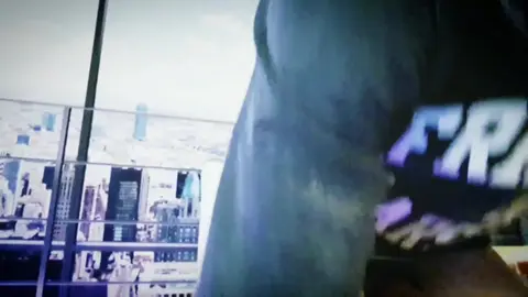 Solo Guy Jerks Off in Quick Masturbation Session