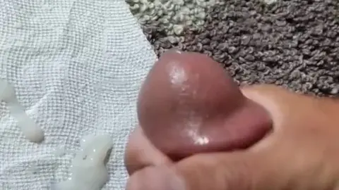 Guy Jizzes in Morning Masturbation