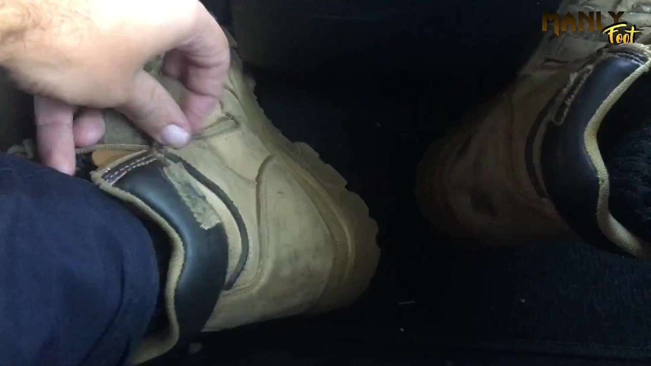 Distracting Back Seat Driver Gets Fucked