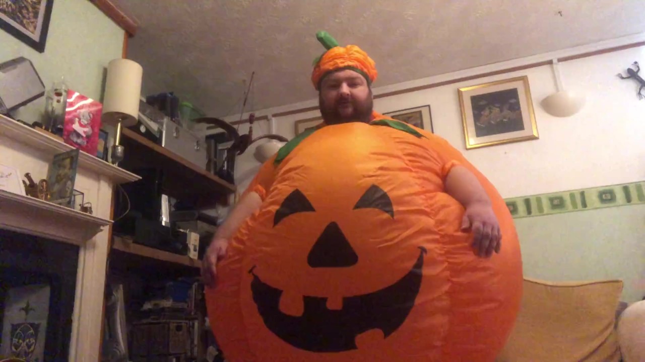 Guy in Pumpkin Costume Gets Fucked