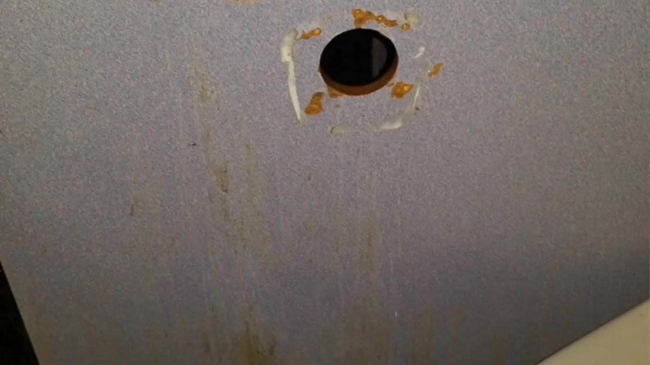 Gay Guy Tries Glory Hole for First Time