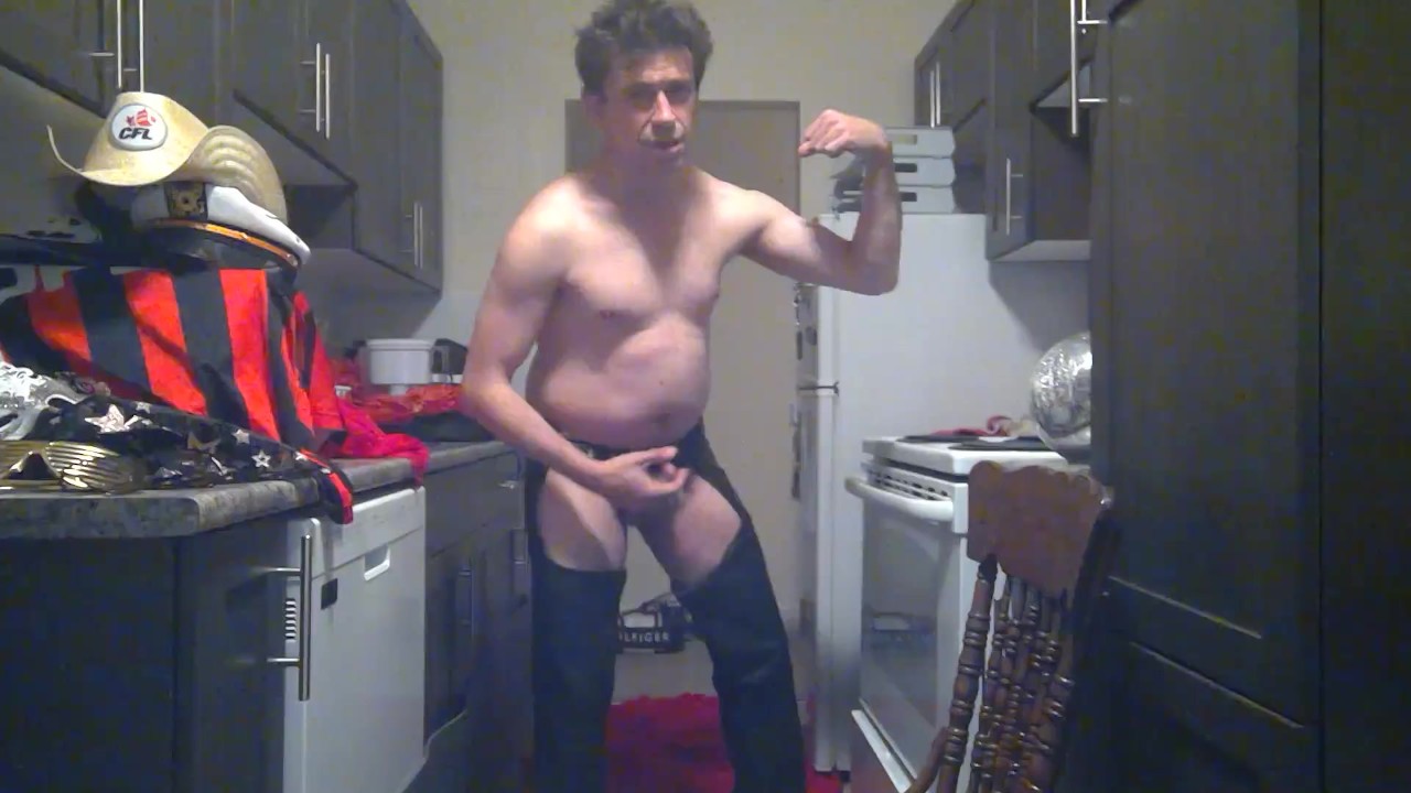 Hairy Daddy Fucks Younger Guy