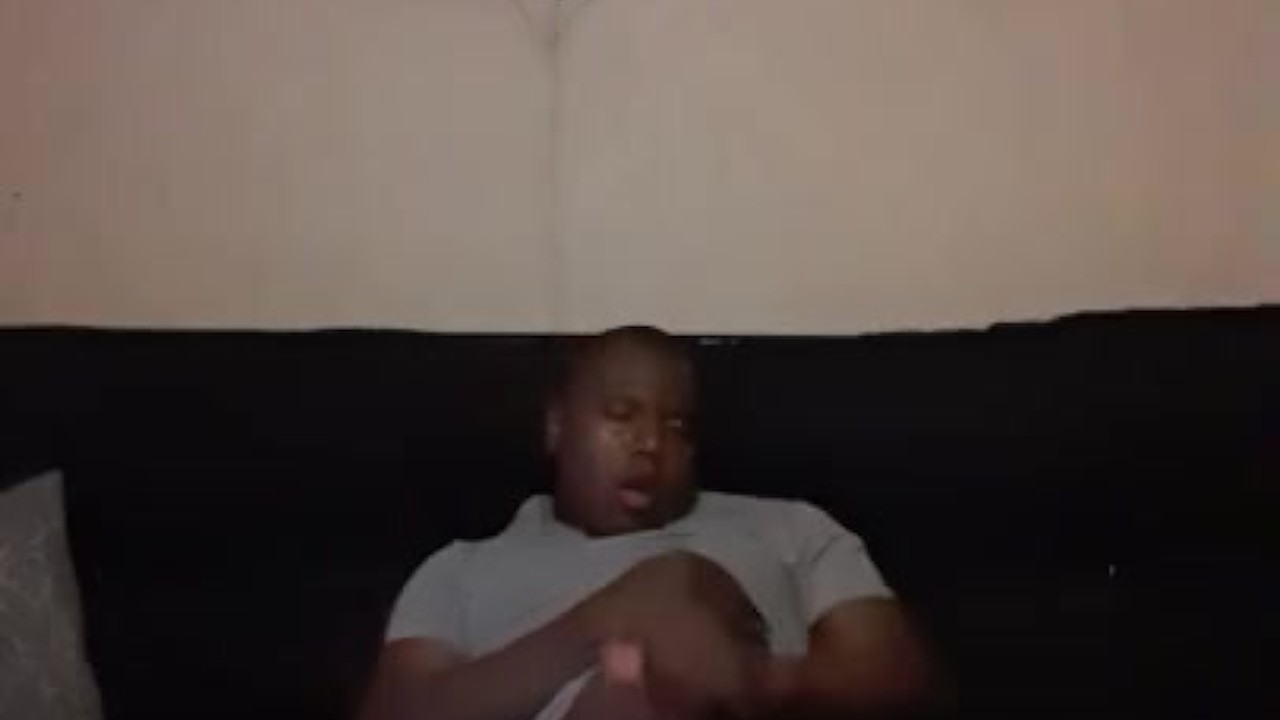 Fast Cumshot from Young Twink