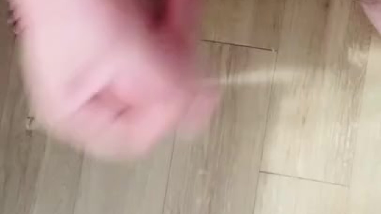 Guy Jerks Off Craving Blowjob