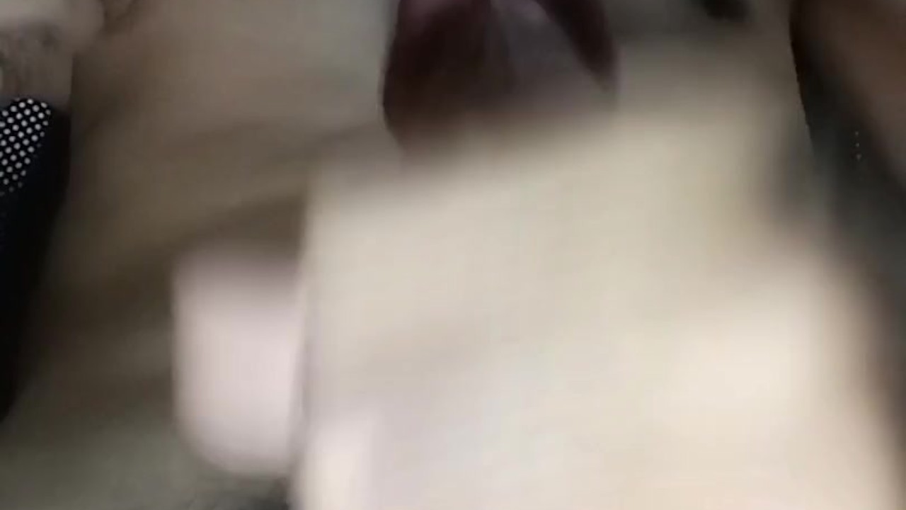 Alter Troye Cums in Intense Solo Scene