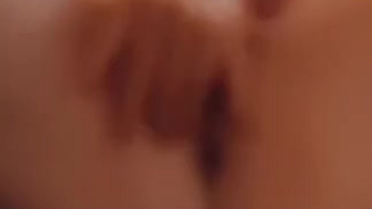 Twink Male Masturbates and Plays with His Hole
