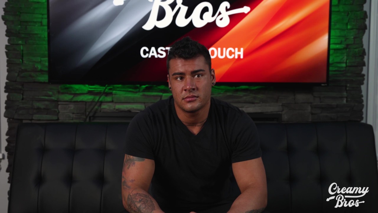 Latino Top Fucks Curt Cobain Lookalike on Casting Couch