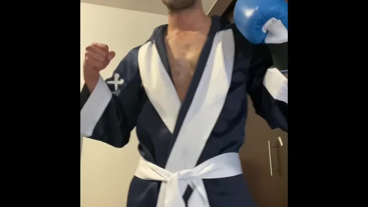 Guy Jerks Off with Boxing Gloves On