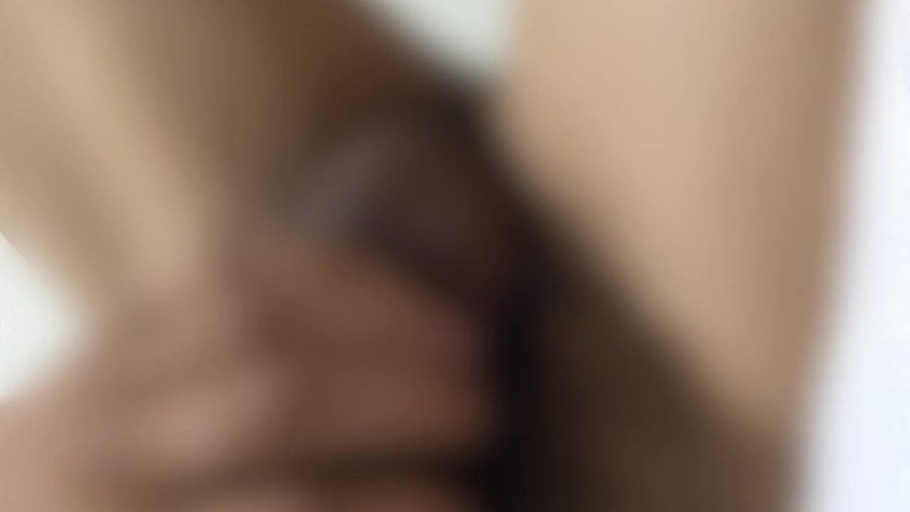 Korean Idol Masturbates Sideways