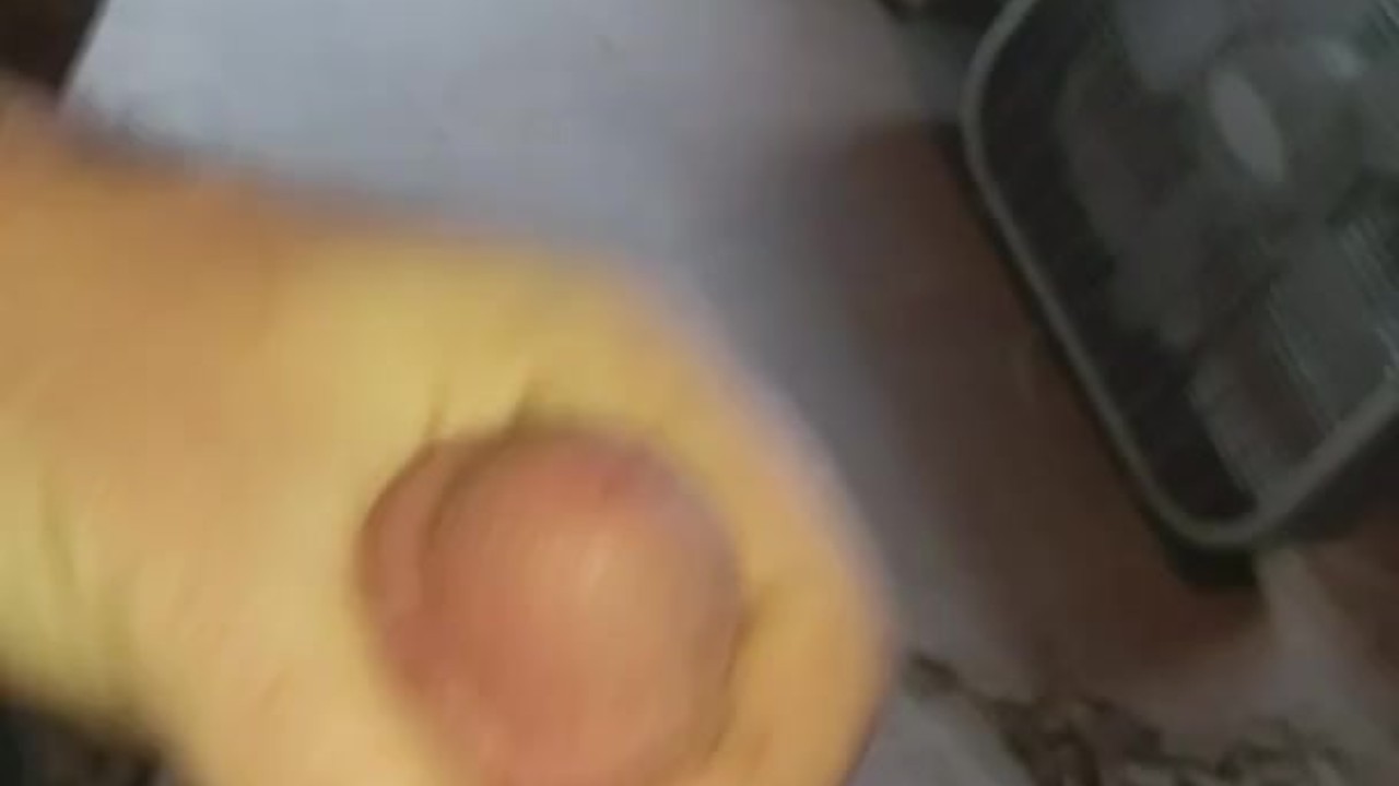 Fast Cumshot in Quick Action