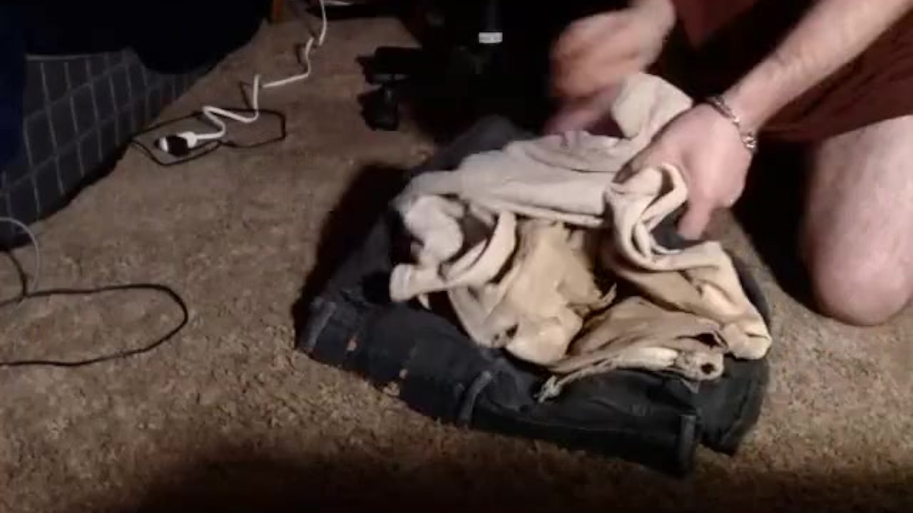 Gay Man Soaks Levis in Piss Play