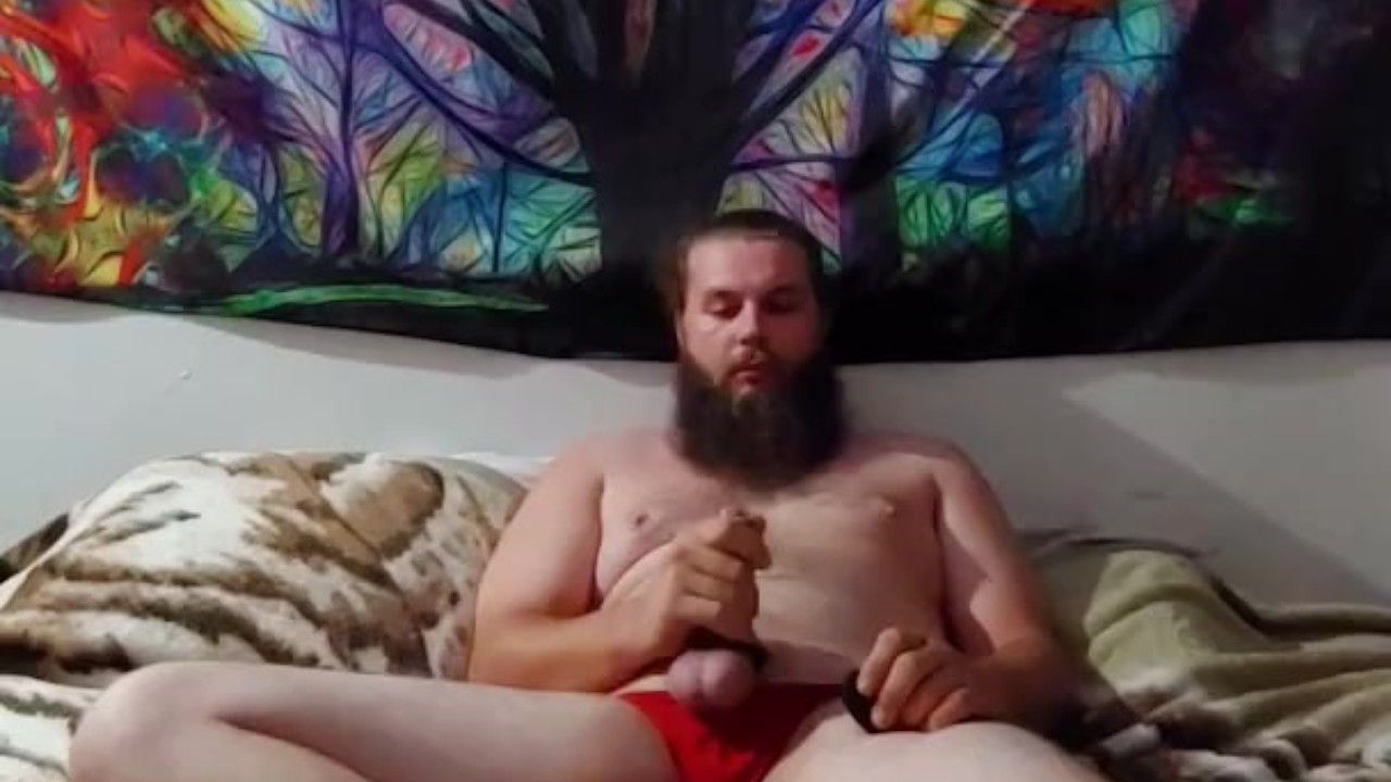 Guy Uses Thruster Plug for Solo Anal Play