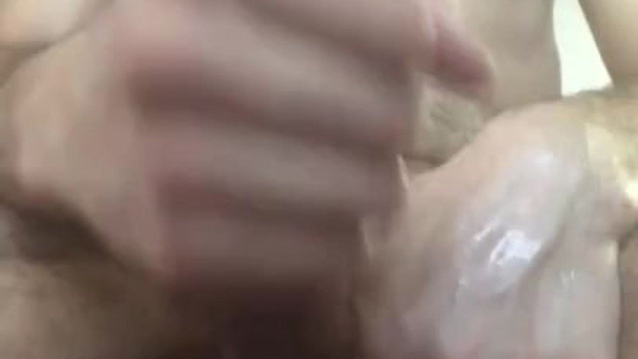 Seattle Guy Ends with Cumshot