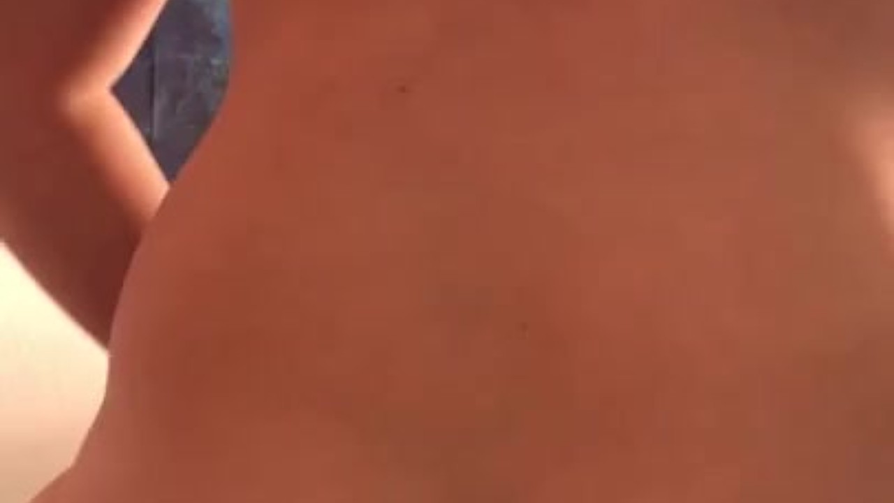 Chubby White Boy Twerks in Erotic Dance