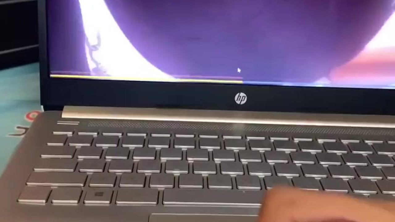 Young Boy Masturbates to Hentai