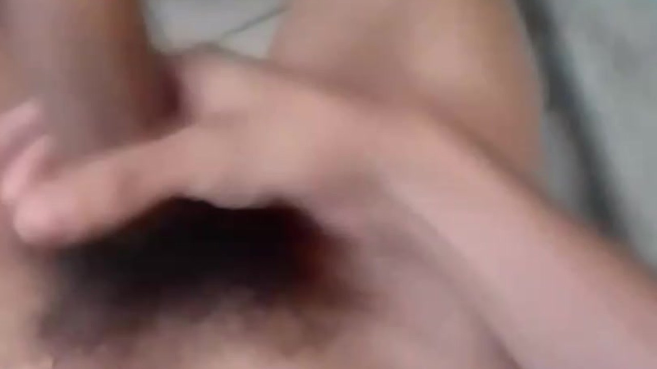 Guy Jerks Off in Short Solo Scene