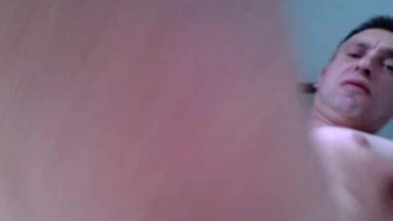 Guy Gets Facial Cumshot Over Weekend