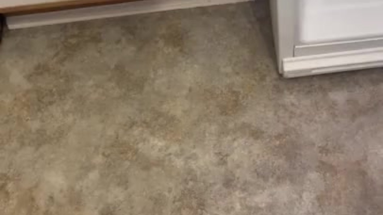 Fan Fucks Young Guy in Bedroom