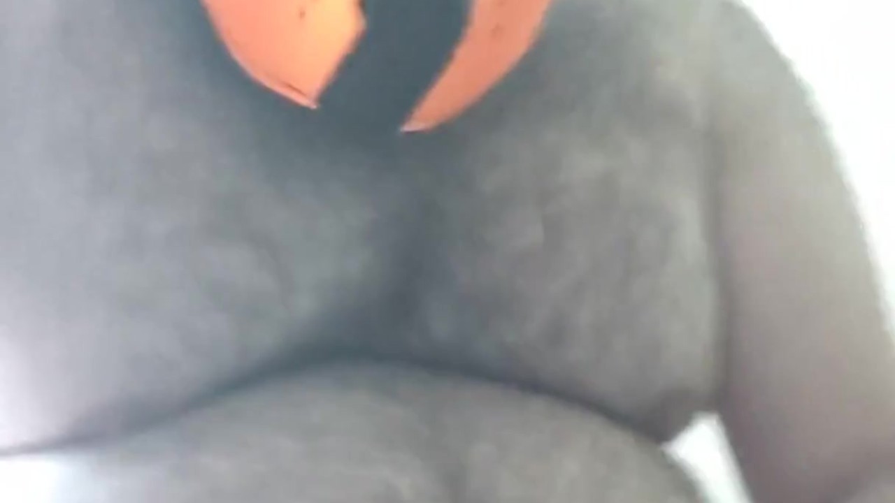 Chubby Guy Masturbates