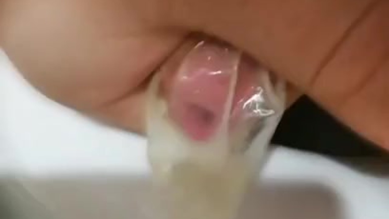Chubby White Guy Ejaculates In Condom