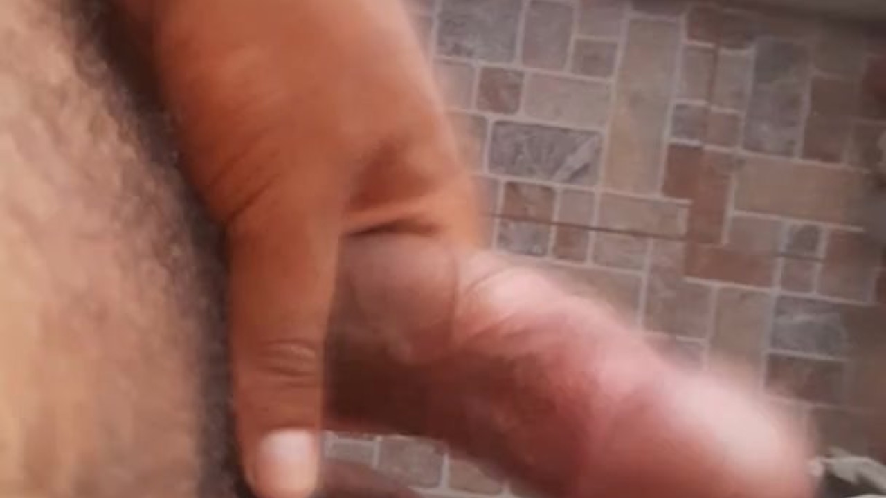 Solo Guy Masturbates in Bathroom to Climax