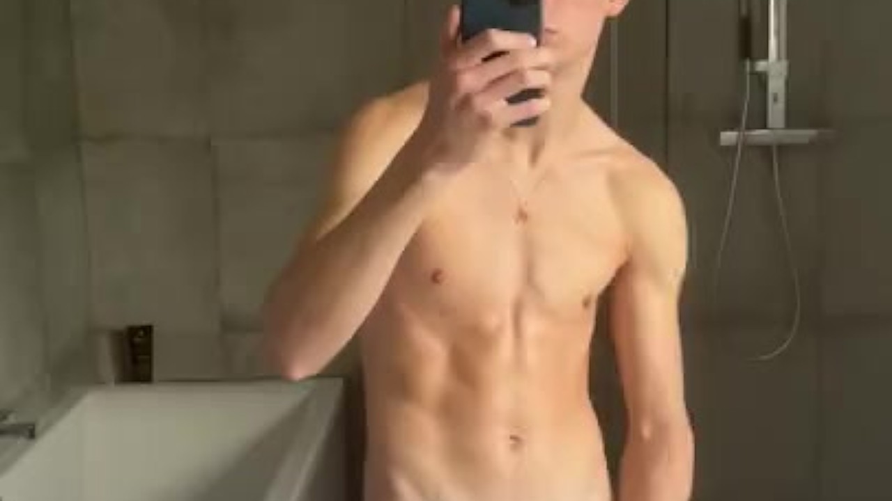 Jock Relaxes with Post-Workout Blowjob