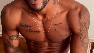 Bareback Cum on Shoulder and Abs